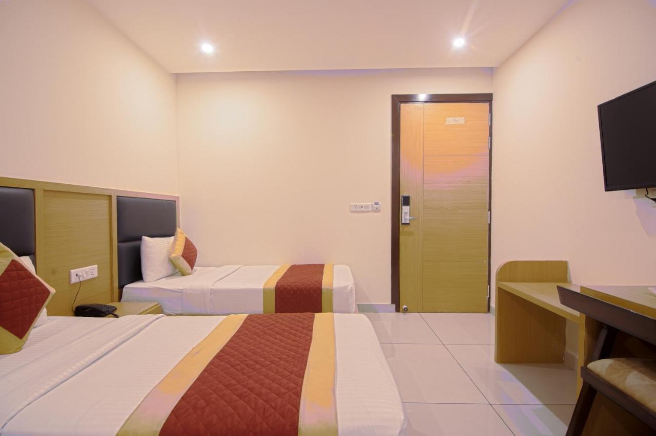 Hotel Del Inn By F9 Hotels - Near Igi Airport New Delhi Eksteriør bilde