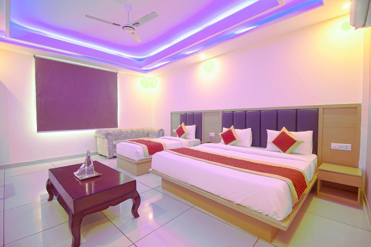 Hotel Del Inn By F9 Hotels - Near Igi Airport New Delhi Eksteriør bilde